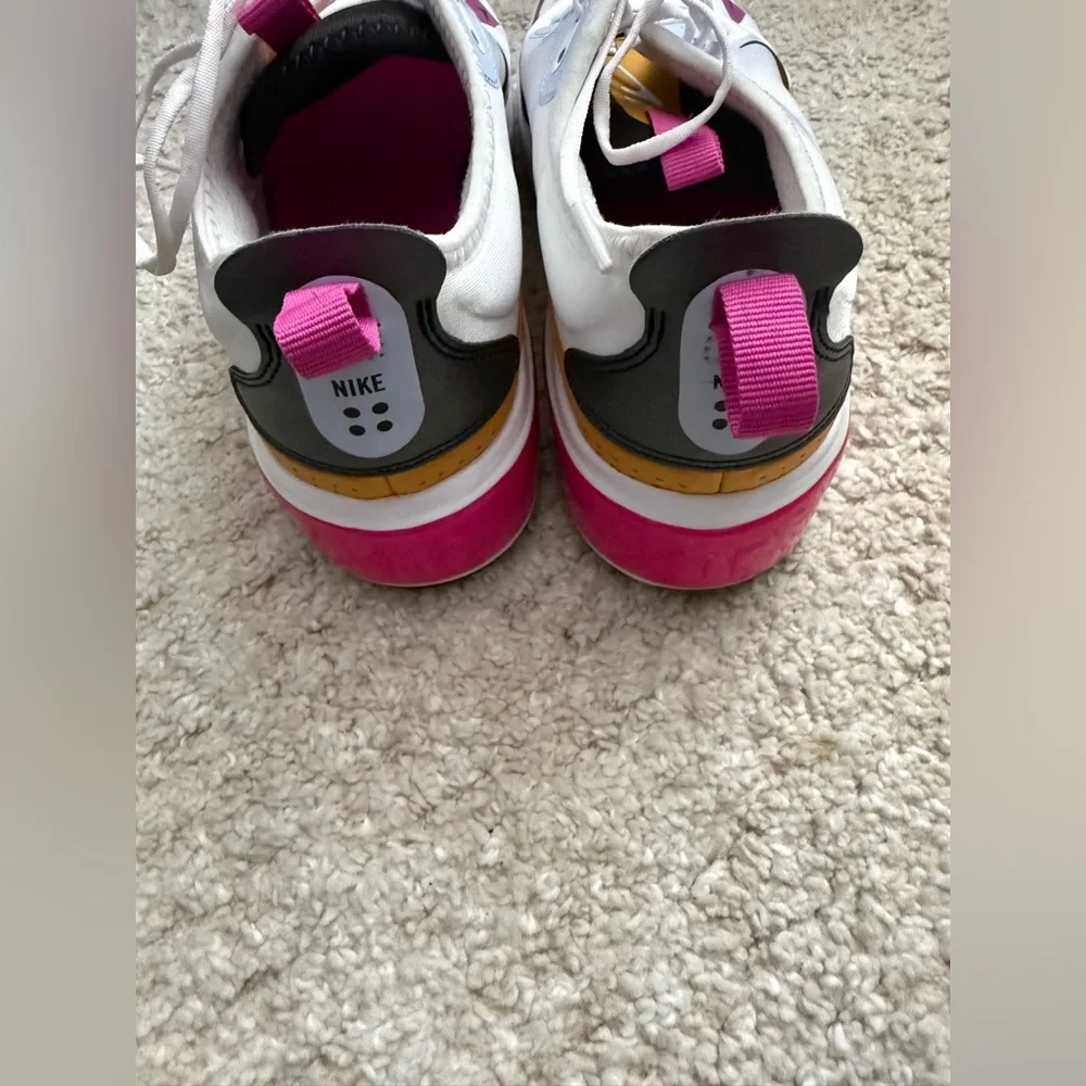 Nike Air Max Dia Women's casual sneaker in the "White Pollen Rise" colorwa 8,5 - Picture 4 of 8